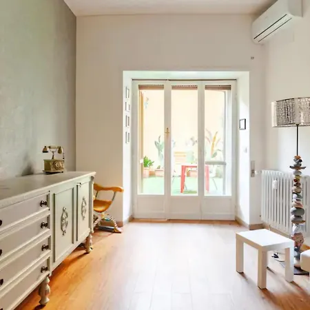 Casa D' Artista Margot Apartment Rome
